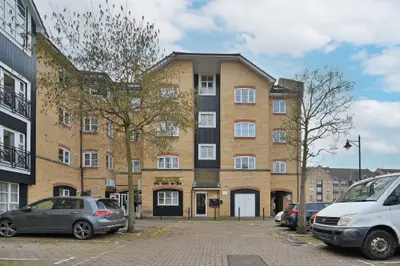 25 Dickinson Quay, Hemel Hempstead