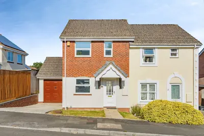 Kings Coombe Drive, Kingsteignton, TQ12