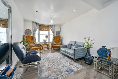 166 Kingsley Road, Hounslow