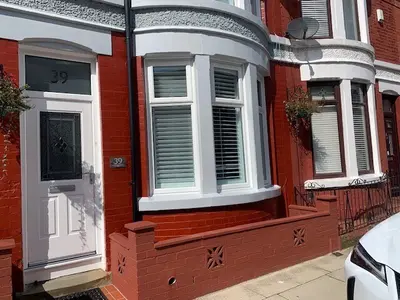 Eastdale Road, L15