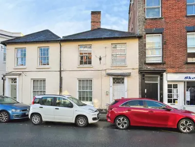 Endless Street, Salisbury, SP1