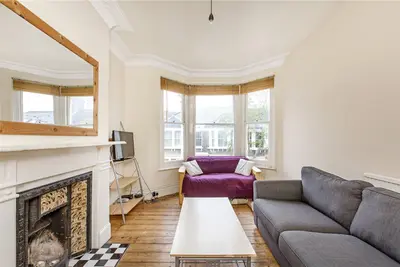 Tremadoc Road, London, SW4