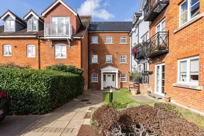 Horsham Road, Dorking, RH4