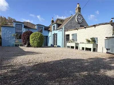 Old Lennie School House, Turnhouse, Edinburgh, EH12 0AW