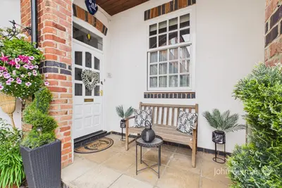Rangemore Hall Mews, Rangemore