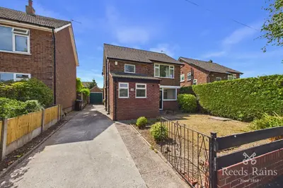 Berkeley Road, Hazel Grove, Cheshire, SK7