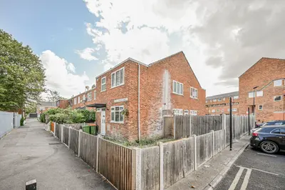 6 George Comberton Walk, London
