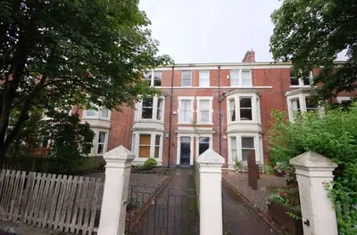Newcastle Upon Tyne Ne2 2dl, NE2