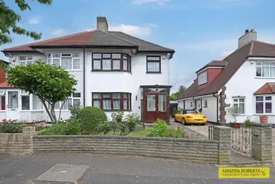 Manor Way, Chingford