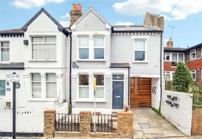 Bassingham Road, London, SW18 3AG