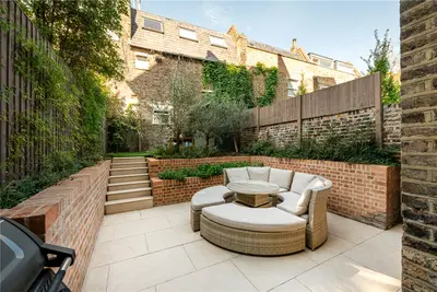 Lancaster Road, Notting Hill, W11