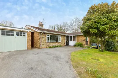Steeres Hill, Horsham, RH12