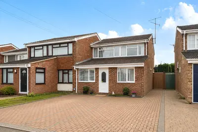 Cornfields, Godalming, GU7