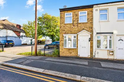 Upminster Road South, Rainham, RM13