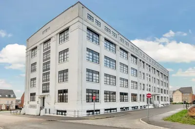 Fullbrook Drive, Basingstoke, RG21