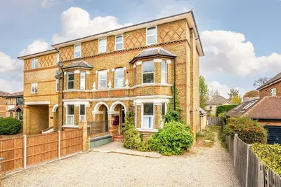 Oldfield Road, TW12