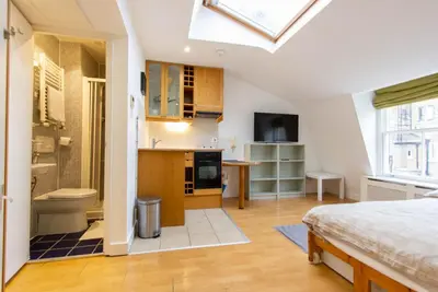 Gloucester Street, Pimlico, SW1V