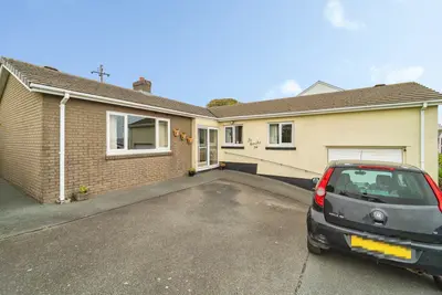Hazel Grove, Llanstadwell, SA73