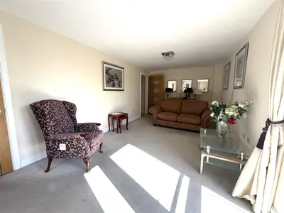 Moorfield Road, Denham, Uxbridge