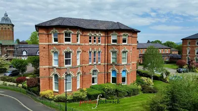 Pavilion Way, Macclesfield, SK10