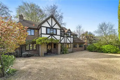 The Paddock, Godalming, Surrey, GU7 1XD