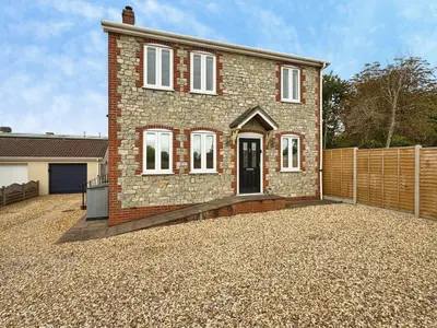 Bath Road, Bridgeyate, BS30