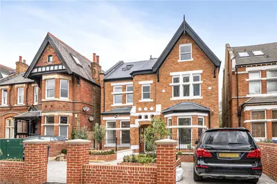Gordon Road, London, W5