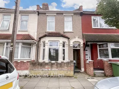 Chester Road, London, E16