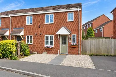 Izod Road, Rugby, CV21
