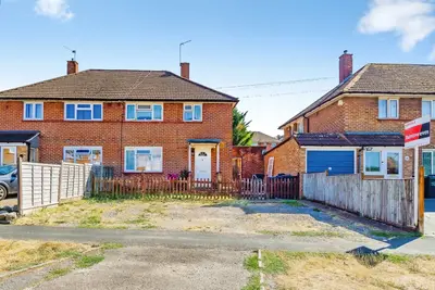 Calley Down Crescent, New Addington, Croydon, CR0