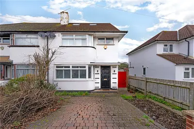 Rivermeads Avenue, Twickenham, TW2 5JQ