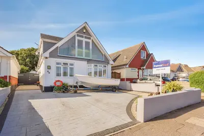 Woodlands Avenue, Poole, BH15