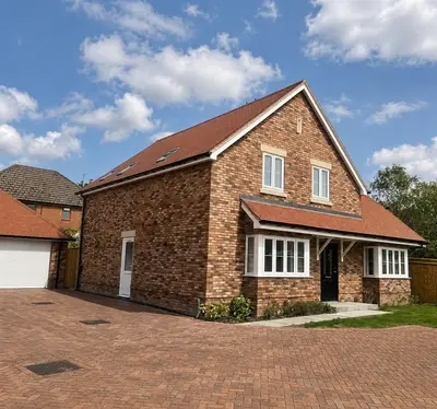 Warsash Road, Warsash