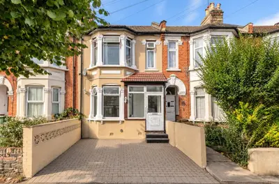 Sheringham Avenue, Manor Park, E12