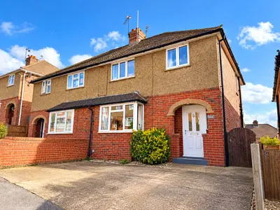 Pennings Avenue, Guildford, GU2