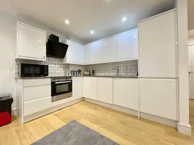Bell Yard Mews, London SE1 3UY
