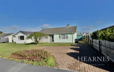 Glenmoor Road, BH22