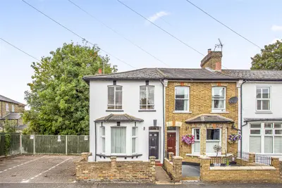 Alexandra Road, Uxbridge, UB8 2PQ