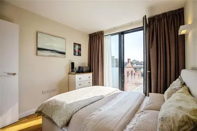 Wynne Road, London, SW9