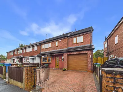 Guildford Grove, Middleton, M24
