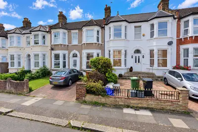 Broadfield Road, London, SE6