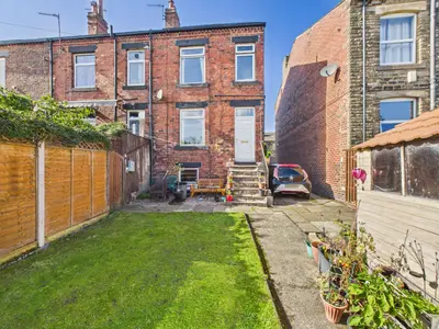 Street Lane, Gildersome, LS27