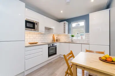 16b Lothair Road, London