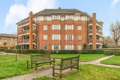 St. Leonards Road, London, SW14