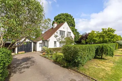 St Marys Way, Chalfont St. Peter, Gerrards Cross, Buckinghamshire, SL9 9BL