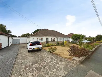Dene Drive, Longfield, DA3