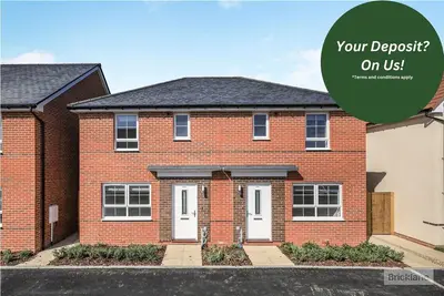 Tangmere Road, Hailsham, BN27