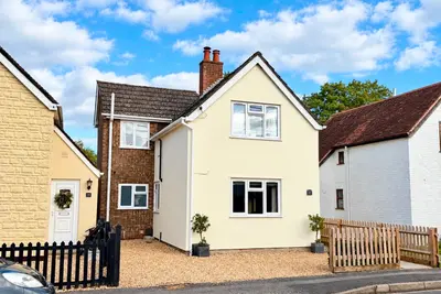 Ringwood, BH24