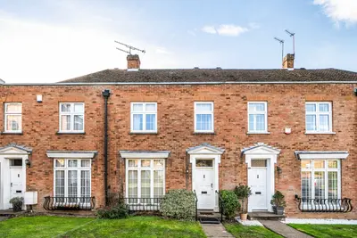 Flag Walk, Pinner, HA5