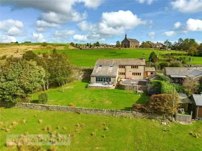 Heights Lane, Delph, OL3